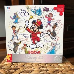 Disney 100 year of music puzzle 300pc